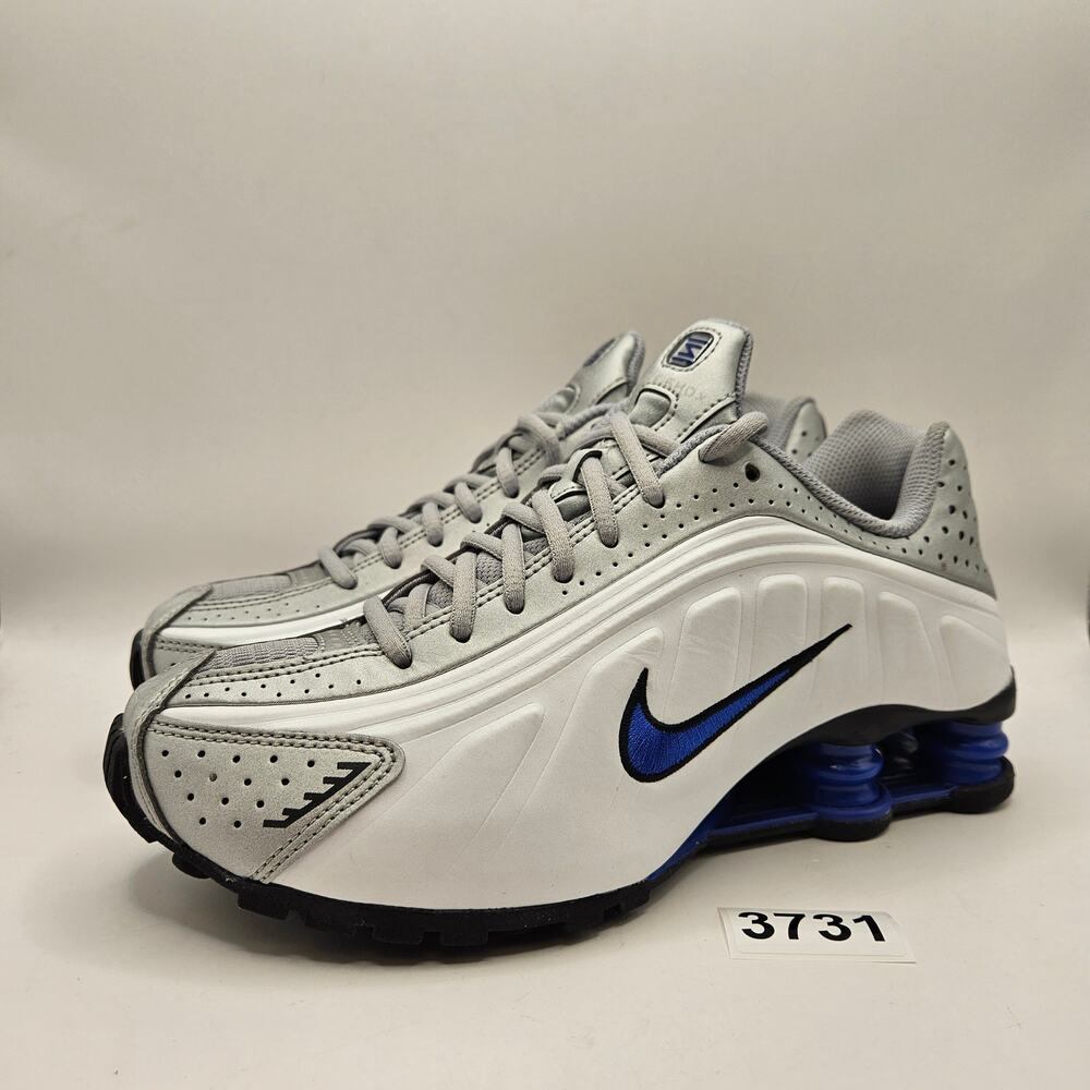 NIKE SHOX R4 5.5Y WOMEN'S 6 WHITE BLUE METALLIC SHOES CW2626-100 NWOB